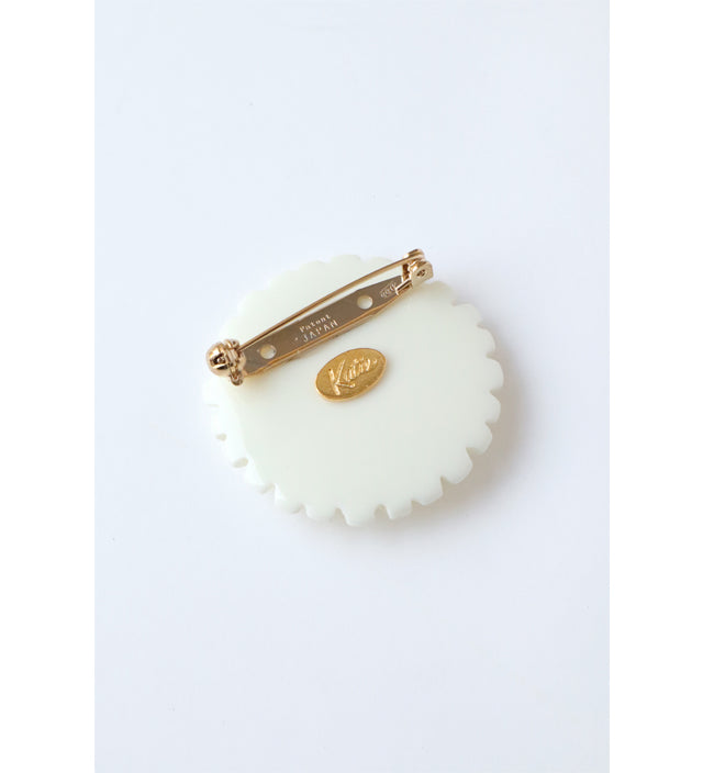 MARGUERITE brooch