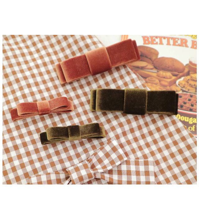 RIBBON ribbon pin