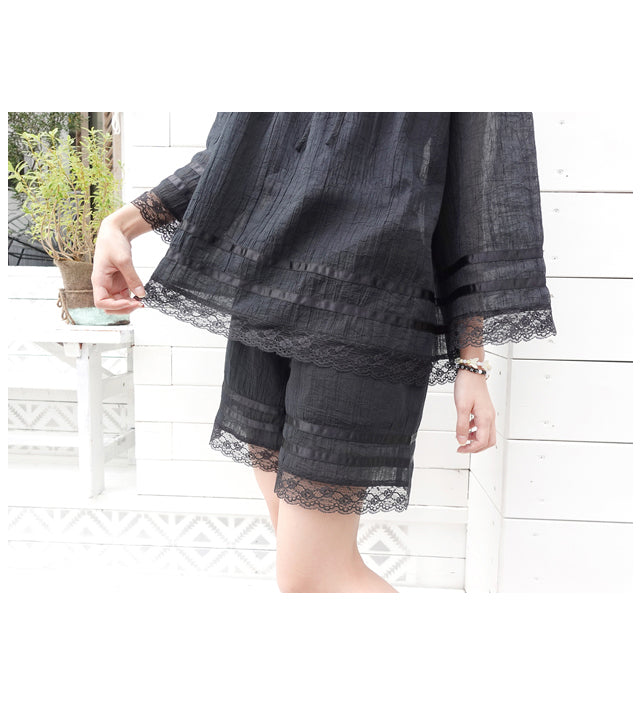 ASHBURY lacy short pants
