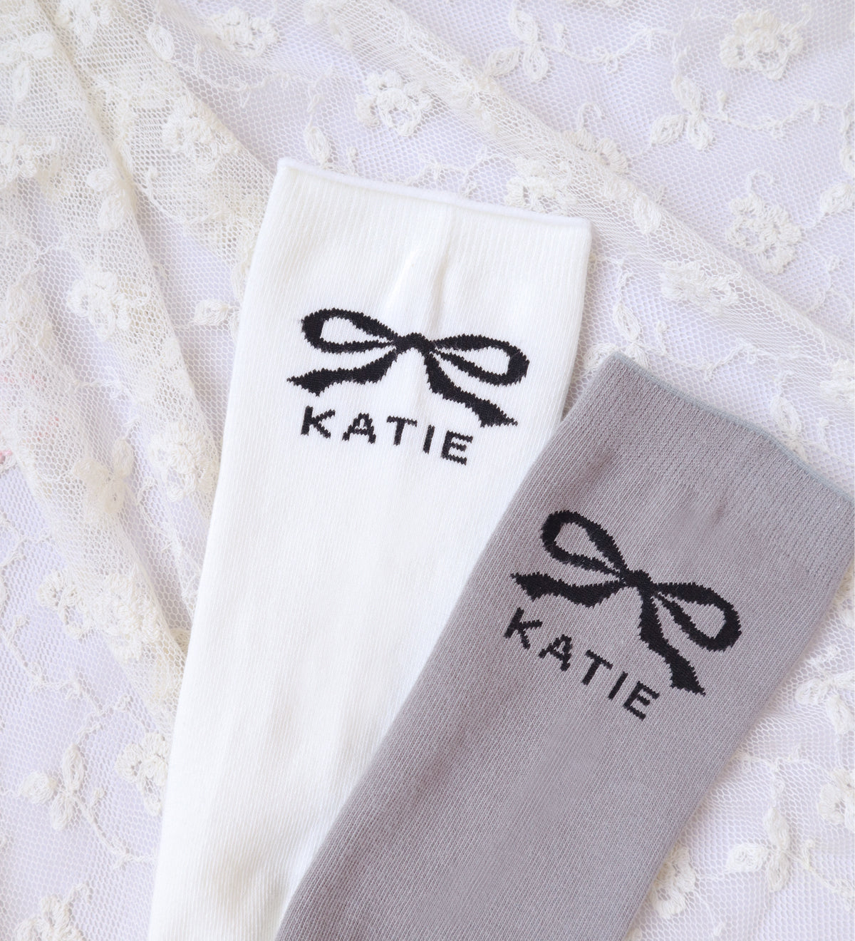 RIBBON LOGO knee-high socks