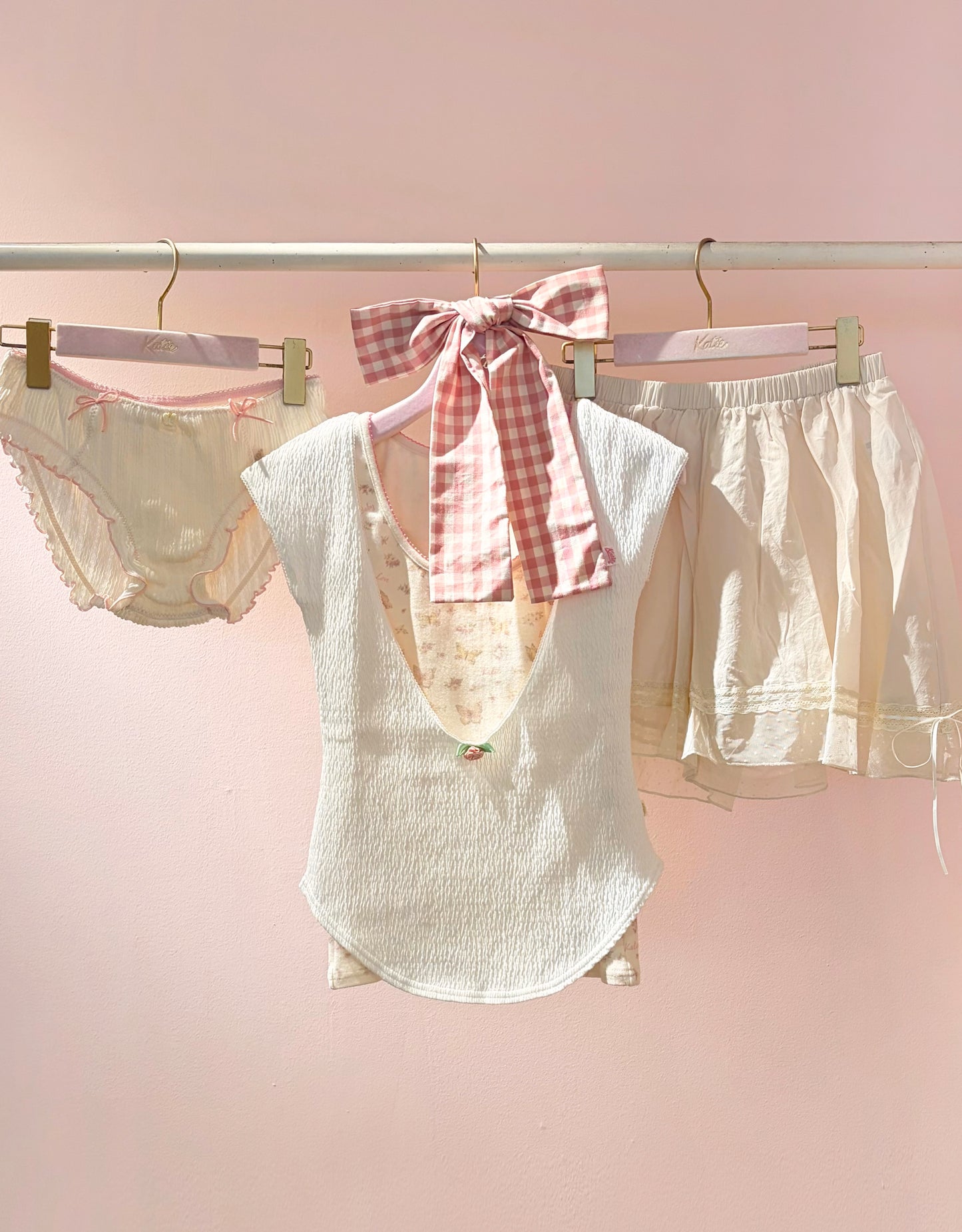 ROMANTIC PAPILLON tank