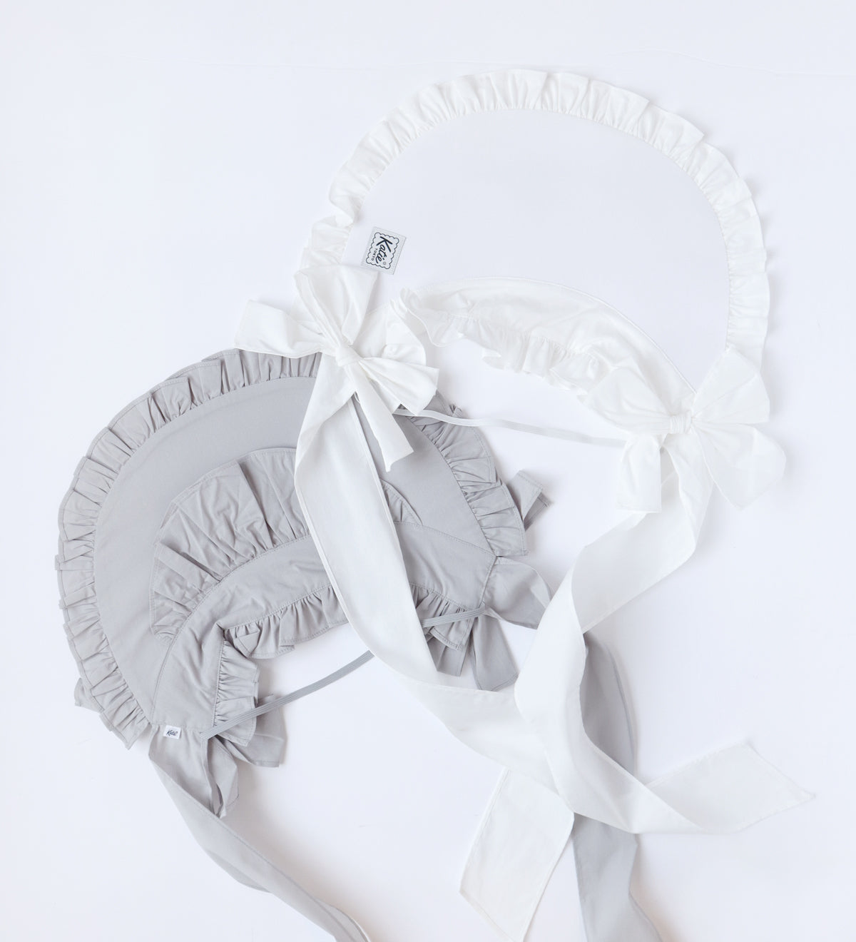 AMISH TOWN bonnet hat