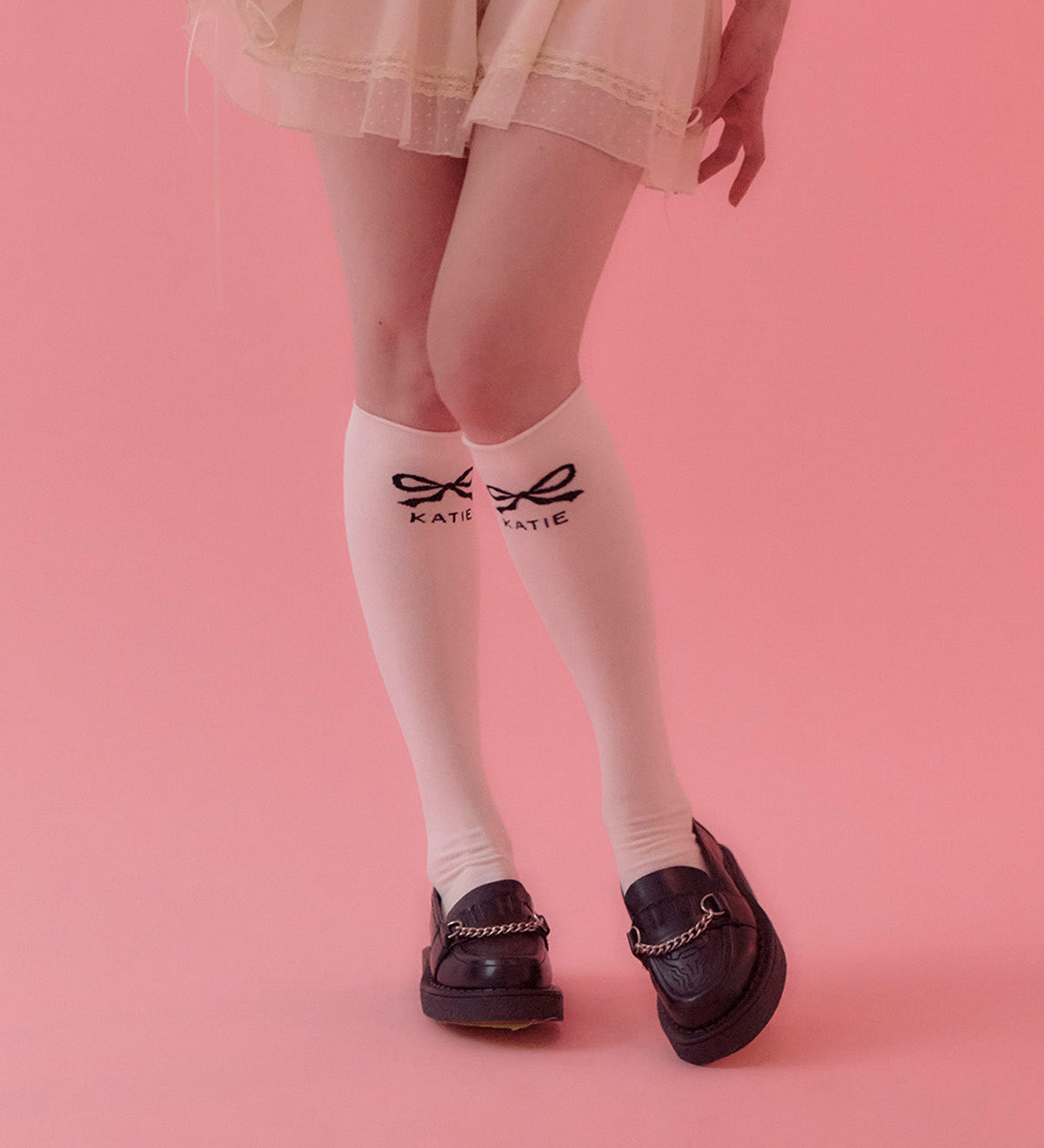 RIBBON LOGO knee-high socks