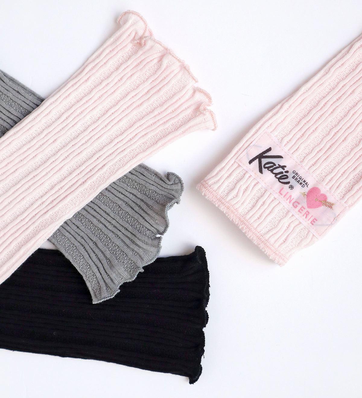 UNDER PRETTIES arm warmers